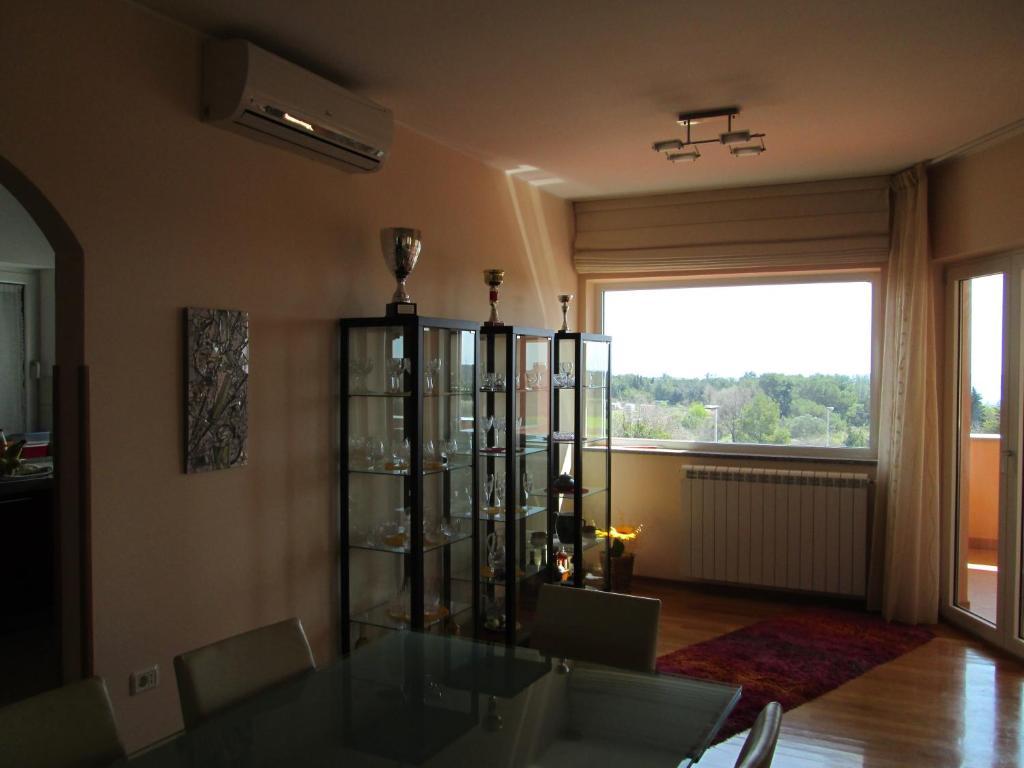 Apartments Villa Fernetich Premantura Bilik gambar