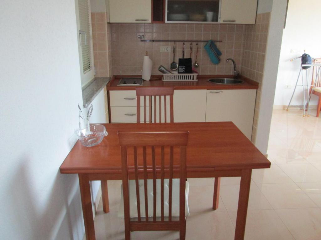 Apartments Villa Fernetich Premantura Bilik gambar