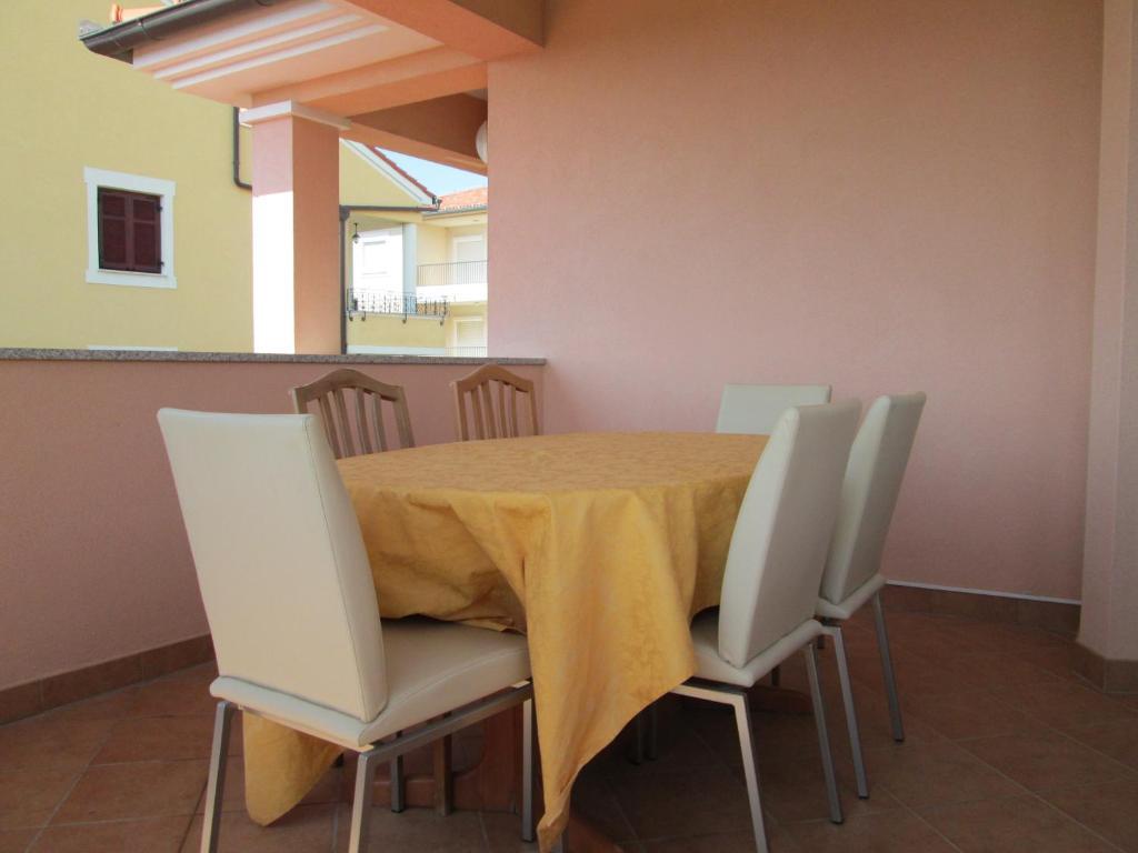 Apartments Villa Fernetich Premantura Bilik gambar