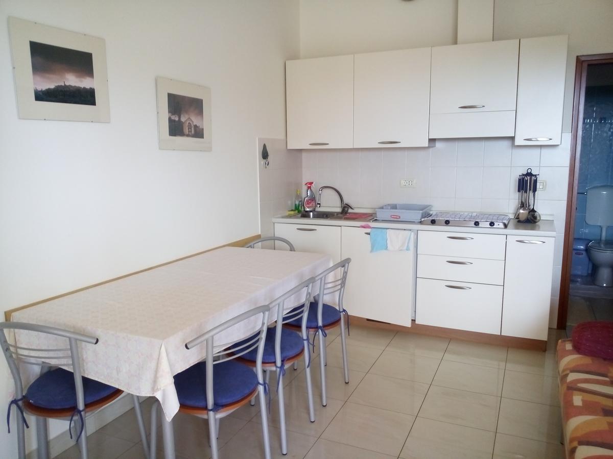 Apartments Villa Fernetich Premantura Luaran gambar