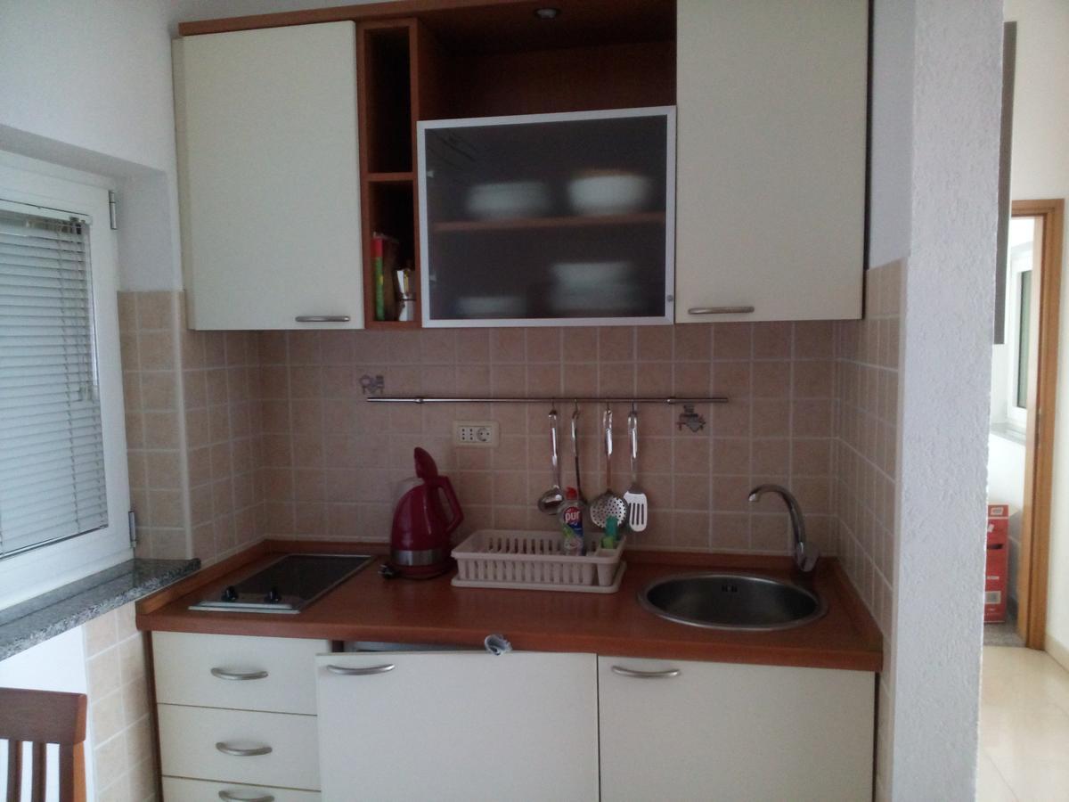 Apartments Villa Fernetich Premantura Luaran gambar