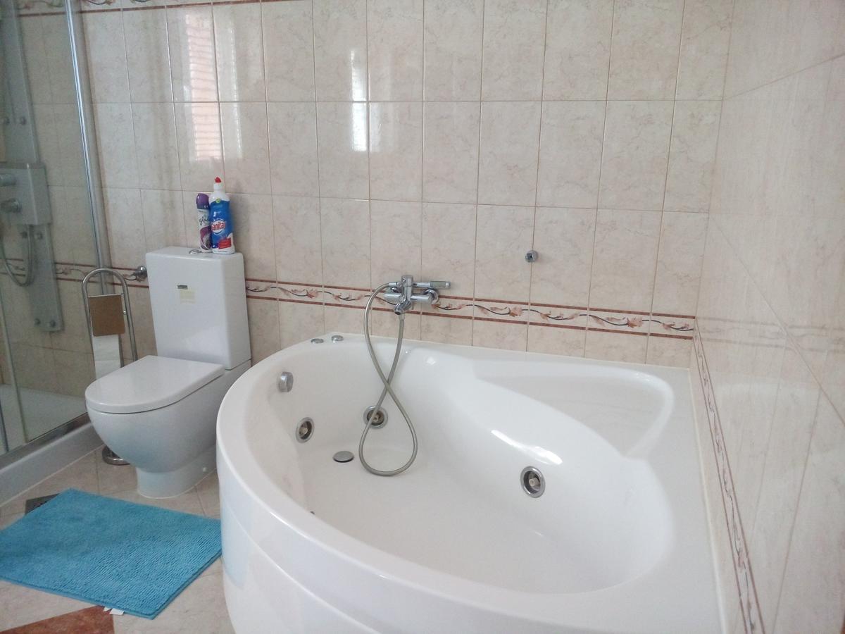 Apartments Villa Fernetich Premantura Luaran gambar